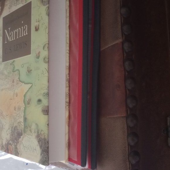 COPY - The Complete Chronicles of Narnia by C.S.Lewis - Picture 4 of 8